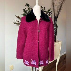 Vintage 100% Boiled Wool Tyrolean Jacket Buttons & Fish Embroidery - Large